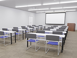 資料を使用しての業界説明